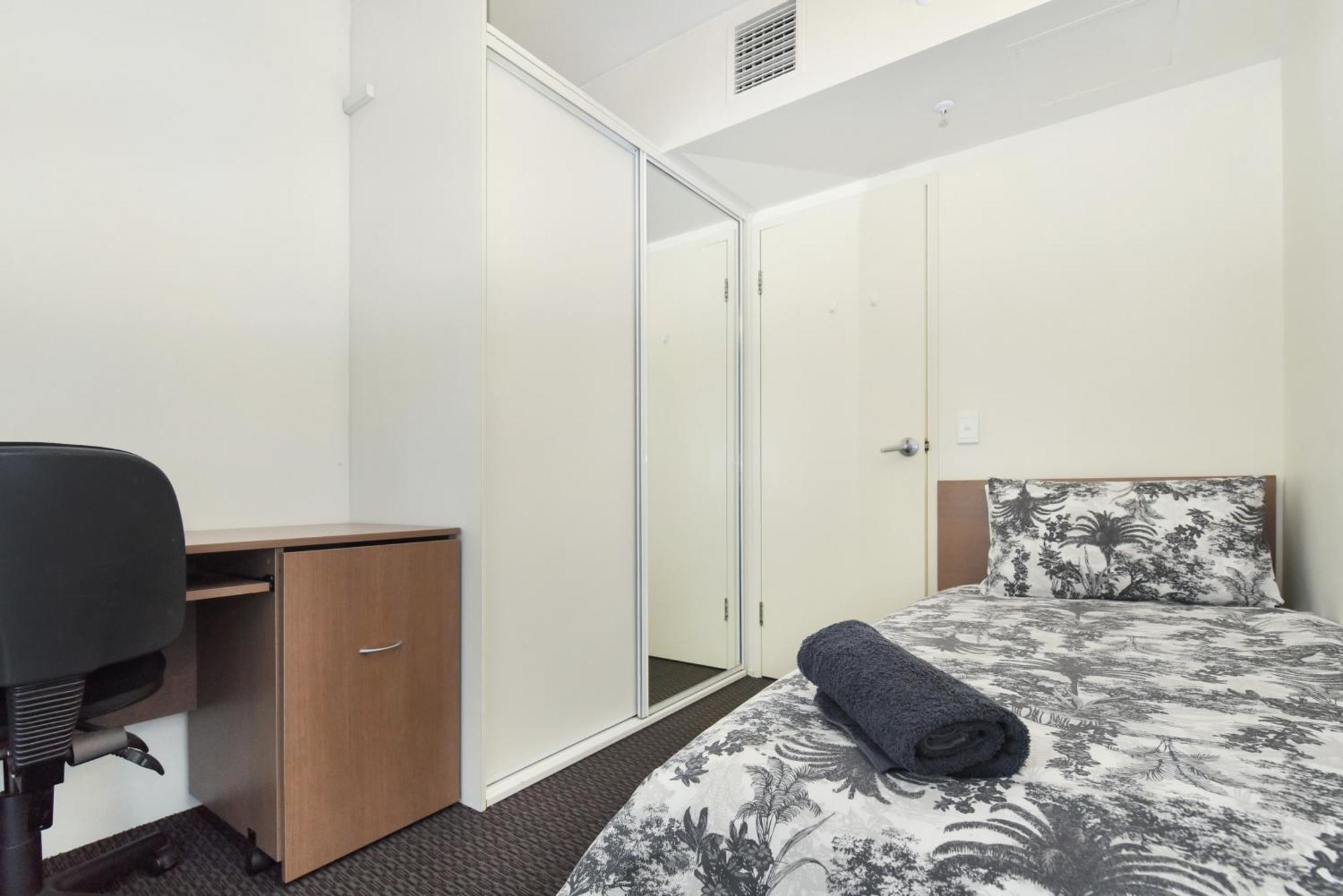 Appartamento Light & Airy 3 Bd Cbd Apt: Balconytramwifi/Parking Adelaide Esterno foto